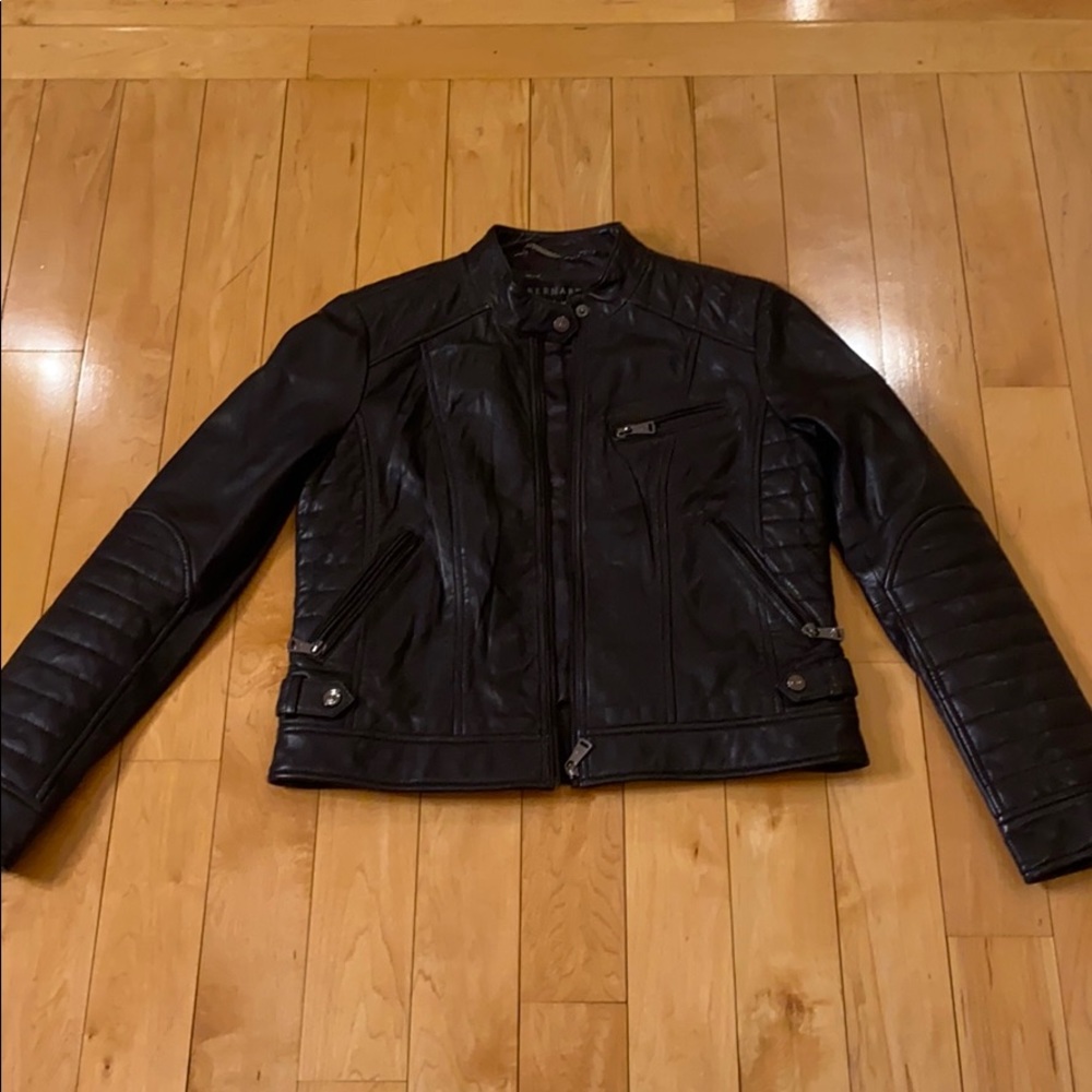 Real leather jacket Petite Meduim Bernardo Leather